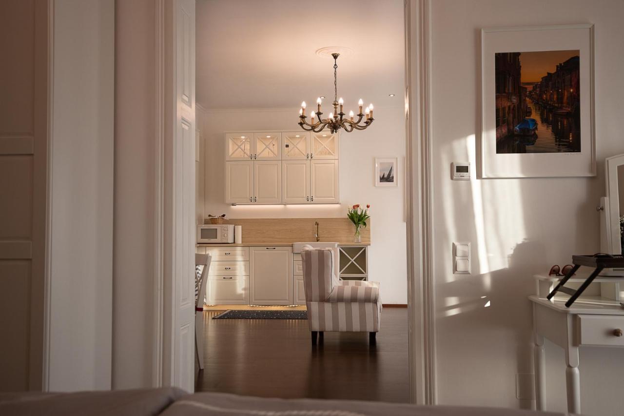 Captain'S Suite Neusiedl am See Exteriör bild