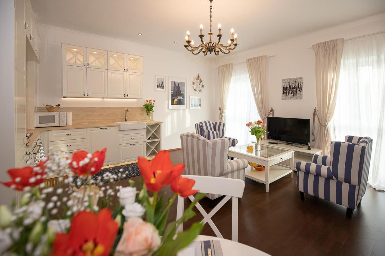Captain'S Suite Neusiedl am See Exteriör bild