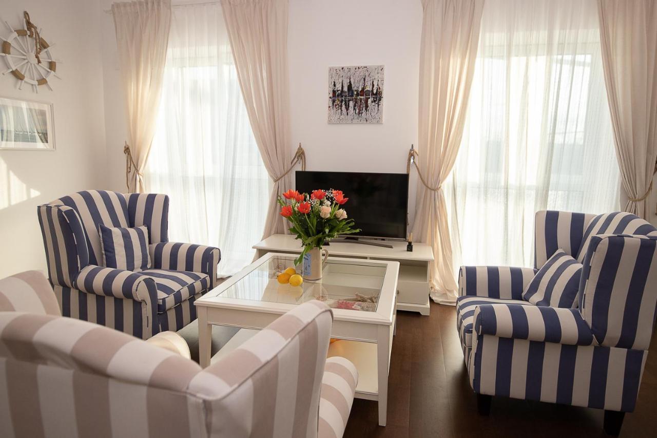 Captain'S Suite Neusiedl am See Exteriör bild