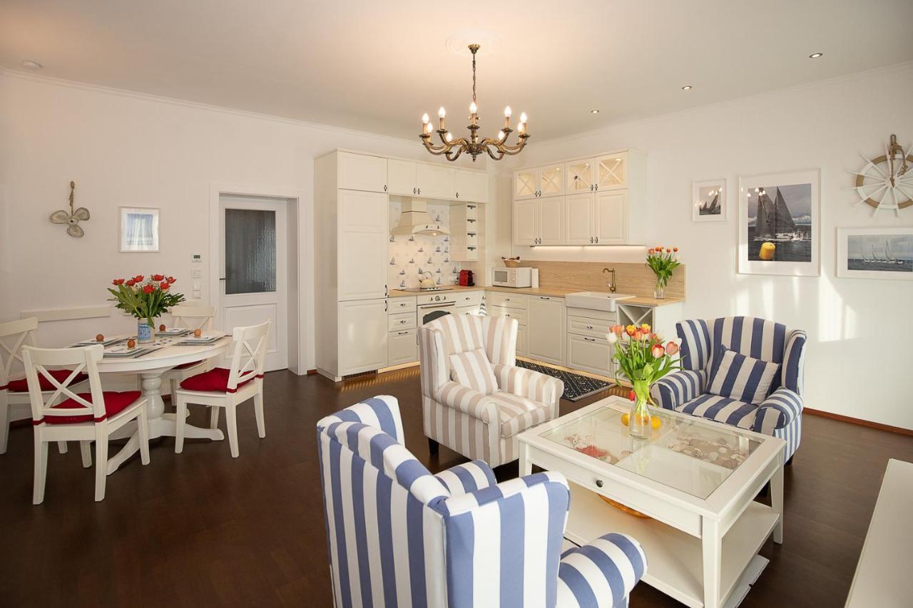 Captain'S Suite Neusiedl am See Exteriör bild